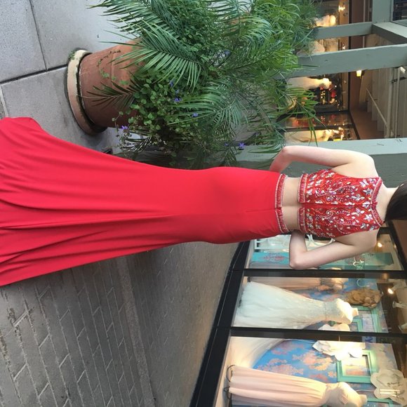 Red Prom Dress - Picture 4 of 4